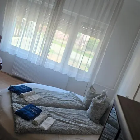 Csucsu Vendeghaz Appartement